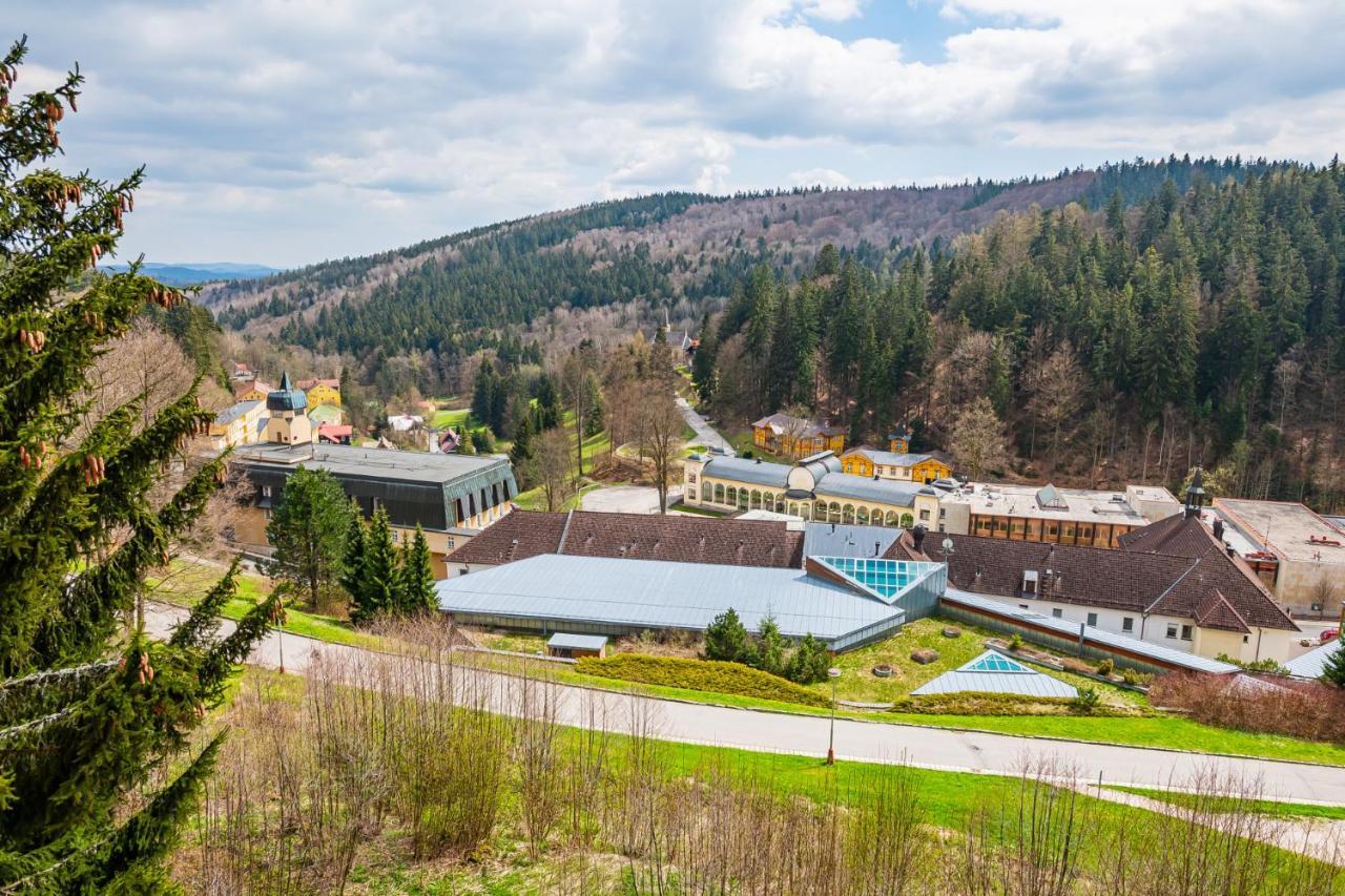 Vila Zámeček Janske Lazne Exterior foto